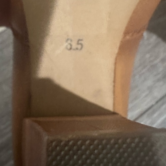 Nine West boots - Picture 3 of 8